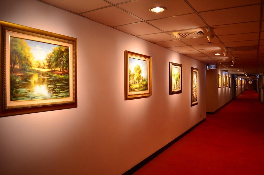 The Premier Hotel Tainan Extérieur photo