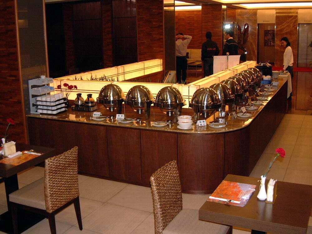 The Premier Hotel Tainan Extérieur photo