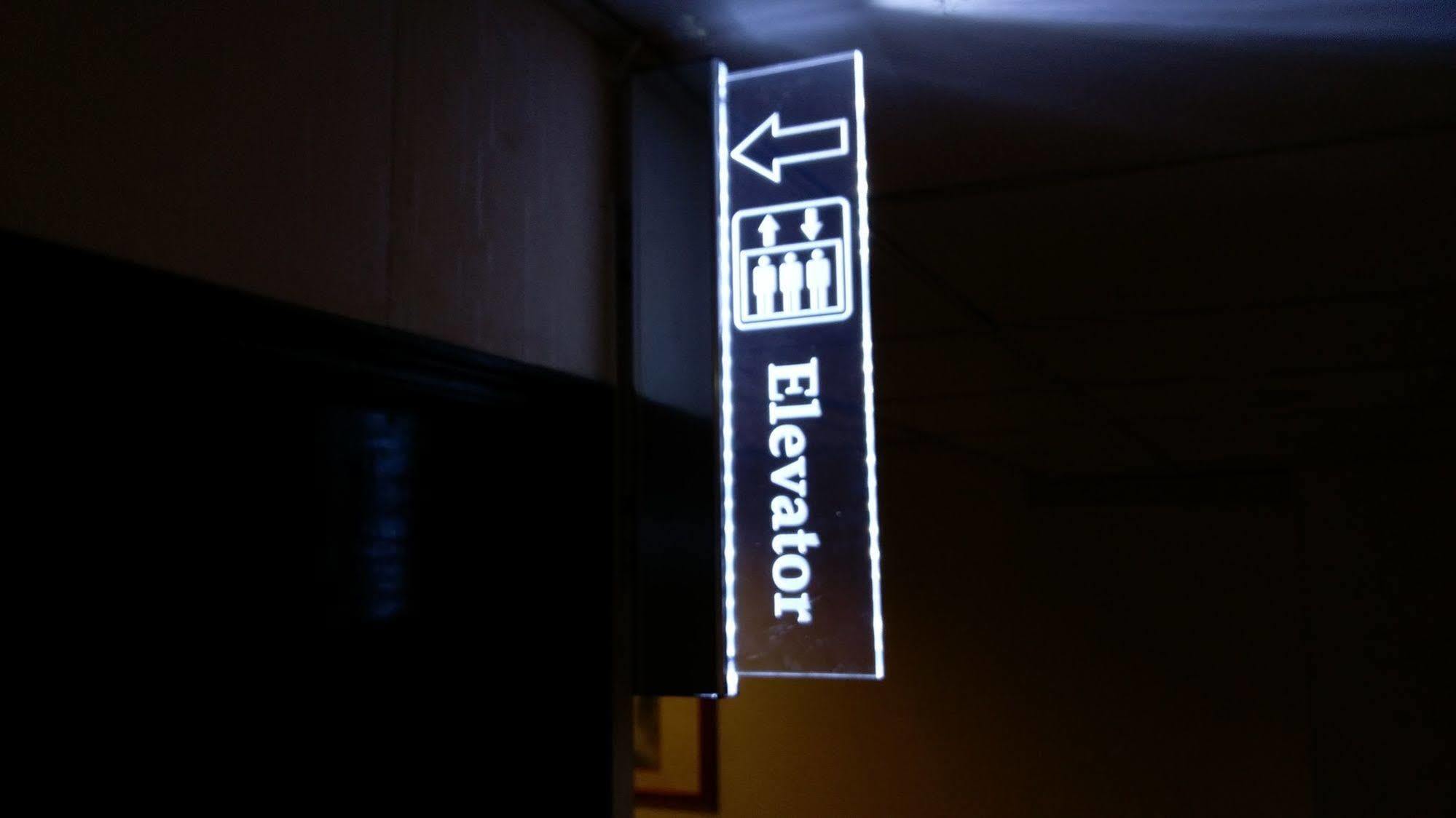 The Premier Hotel Tainan Extérieur photo
